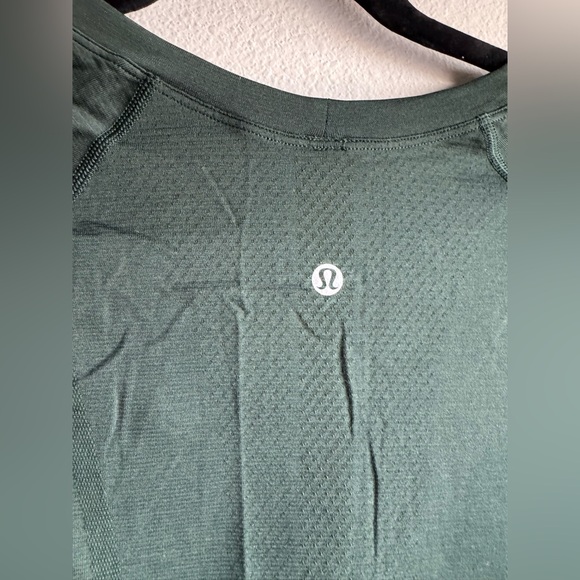 Lululemon Legacy Green Swiftly Full Length Long Sleeve Top size 6 - Picture 4 of 5